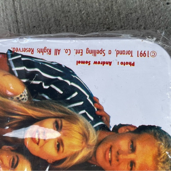 Vintage 1991 Beverly Hills 90210 Metal Collectible Pencil case Deadstock - Picture 2 of 11